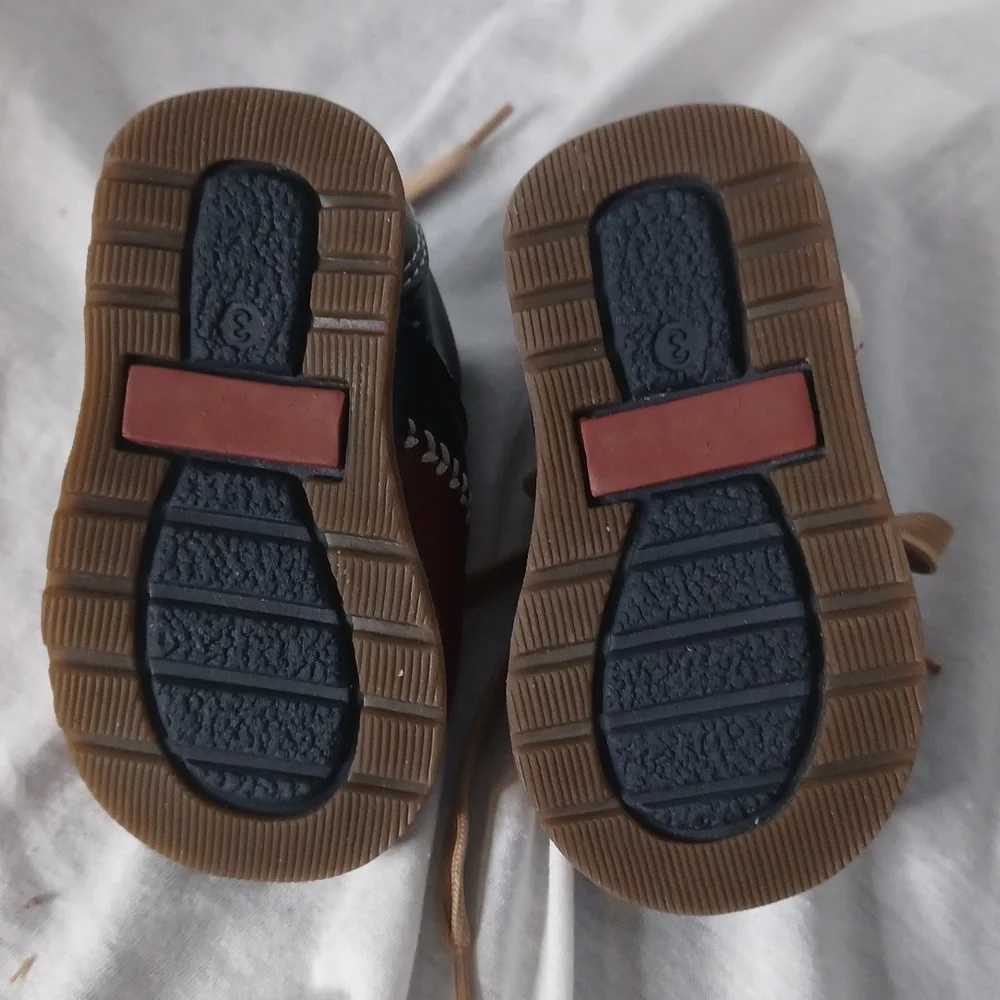 Baseball design‎ kids shoes.